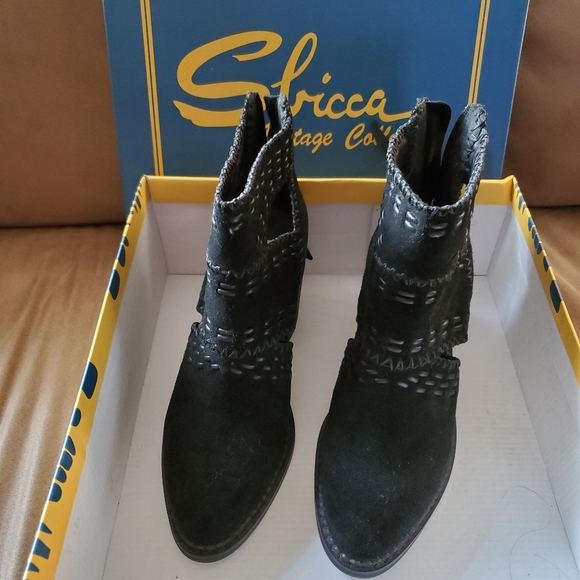 Sbicca Jossly Black Boots / Booties - Picture 6 of 7